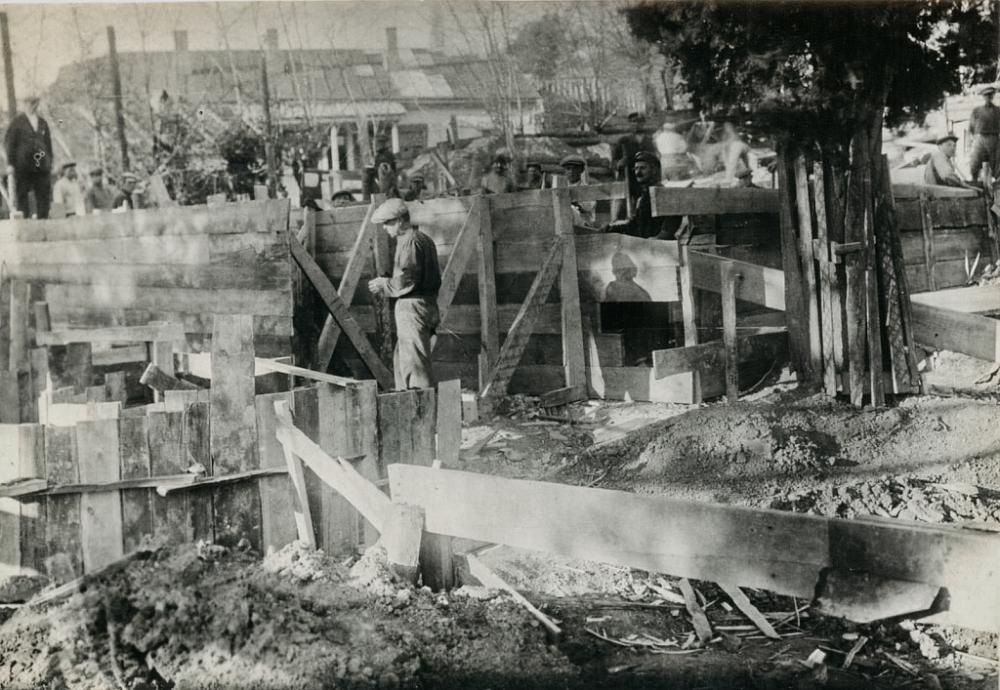 Строительство дома для писателя-орденоносца Николая Островского